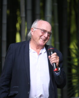 Portrait de Francis Hallé, en toute amitié.